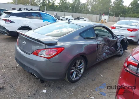 2011 Hyundai Genesis 3.8 Track из США, поврежденный, VIN KMHHU6KH2BU047048